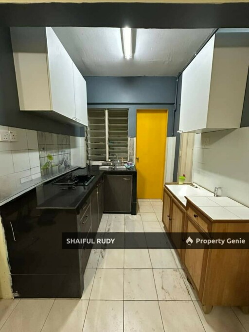 Want to Let. Lakeview Apartments Batu Caves