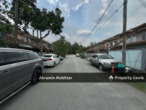 FULLY RENOVATED & FULLY FURNISHED | 2-STOREY TERRACE END LOT TAMAN PUCHONG UTAMA, PUCHONG