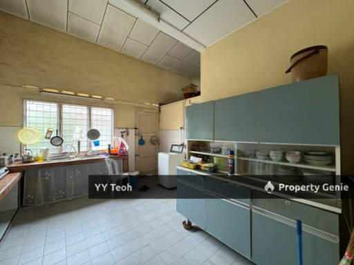 CORNER Bukit Beruang Single Storey Terrace with Extra Big Land