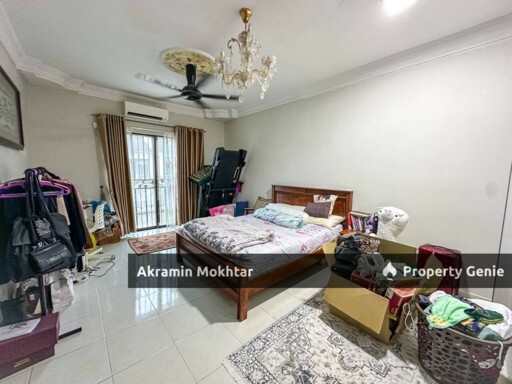 Freehold & Fully Renovated | 2 Storey Terrace Laman Delfina Nilai Impian Nilai N9