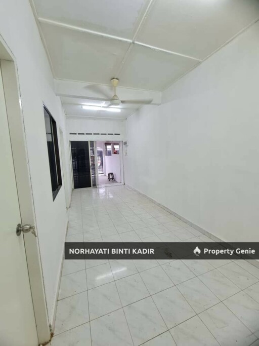(RENOVATED) SINGLE STOREY TERRACE LORONG SERI MAHKOTA 33, BATU 12, JALAN GAMBANG, KUANTAN
