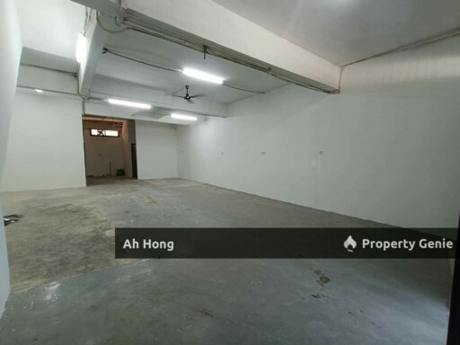 4 Storey Shop Lot For Sale / Nearby RTS / Good Invest Area / Jalan Tun Abdul Razak Susur 1