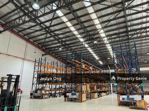 1.5 Storey Semi D Factory at Nusajaya Tech Park for Sale