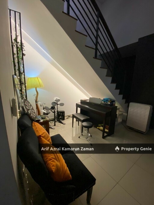 [Partly Furnished] 3 Storey Semi-D Jacaranda Garden Residence, Cyberjaya | 5 Bedrooms | 6 Bathrooms | 4,554 sqft | RM8,000 Nett