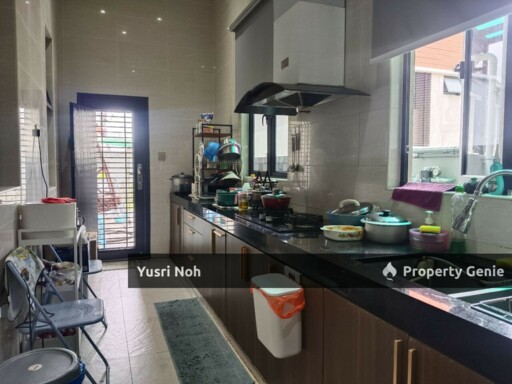 SEMI-D  GATED GUARDED @ QASEH 1, BK 8, BANDAR KINRARA