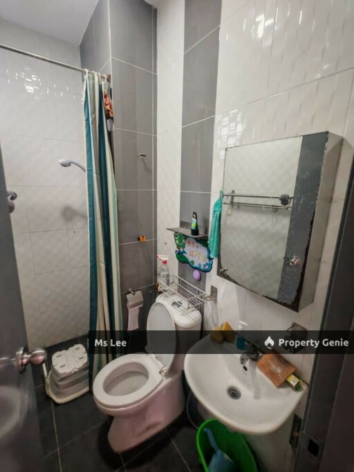 228 Condo @ Selayang Baru-Renovated Level 15-Sale Below Bank Value 10k