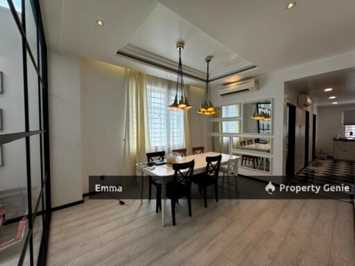 Lakeside Puchong 2 Storey Endlot For Sales