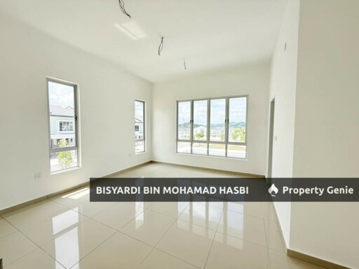 CORNER & FACING PLAYGROUND 2 Storey Terrace Tiara Sendayan, Labu Seremban.