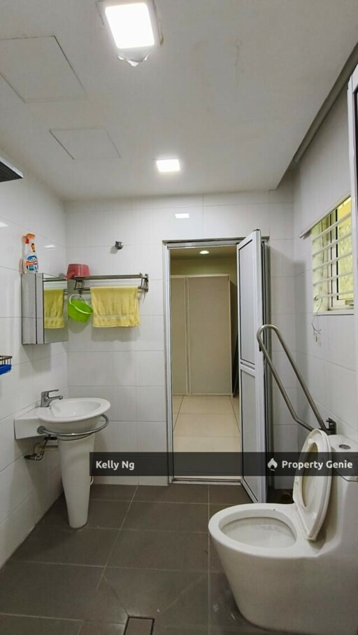 Double Sty Semi D House At Bukit Tinggi 2 Klang For Sale