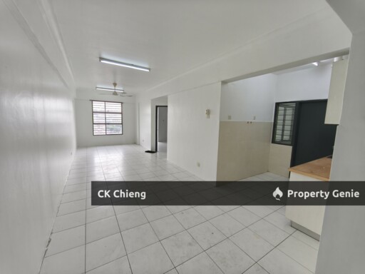Calisa Residence Rent, 3 Rooms 2 Bath Basic unit, Puchong Taman Mas