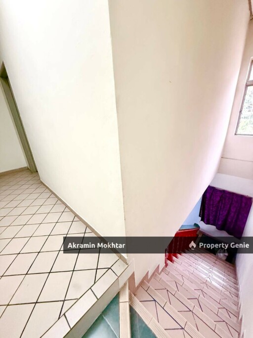 Frehold & Facing Open | Double Storey Bandar Rinching Seksyen 4 Semenyih