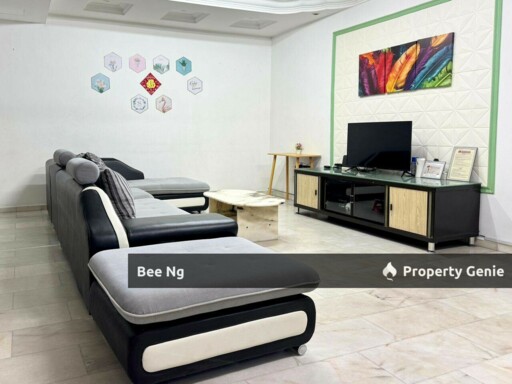 Taman Bukit Kempas/Double Storey Terrace Extra Large/Cheapest