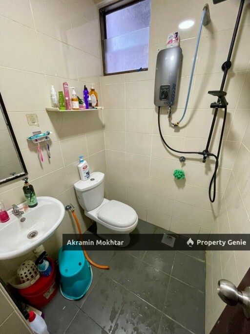 FREEHOLD, 2 COVERED PARKING & WELL MAINTAINED | Residensi Zamrud Condominium Kajang 2 Selangor