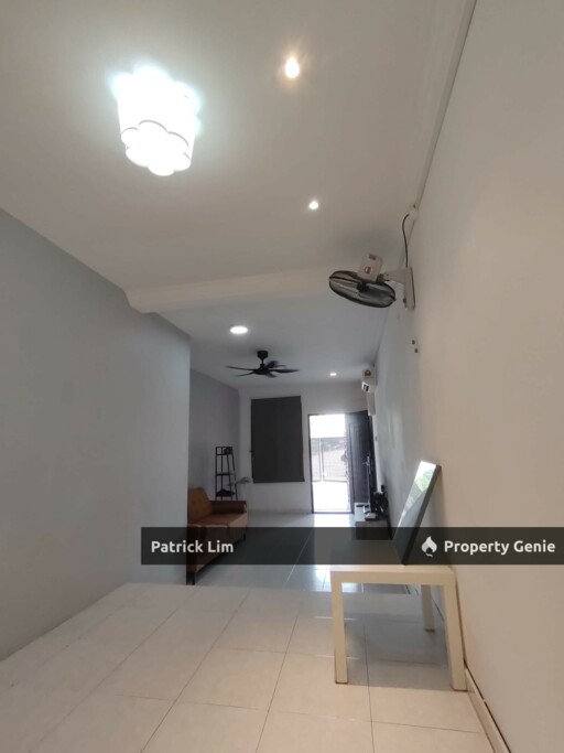 Kota Laksamana (Fully Furnished) Townhouse For Rent