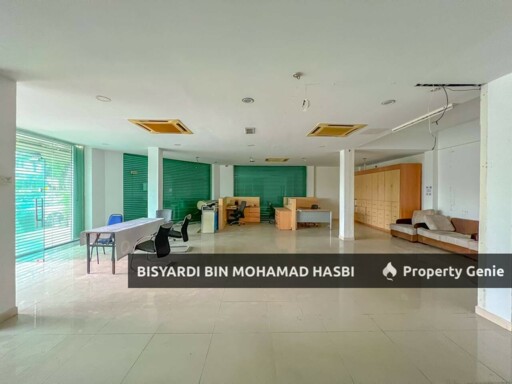 FACING MAIN ROAD, 3 STOREY BUILDING / OFFICE BANDAR TUN RAZAK, CHERAS KUALA LUMPUR .