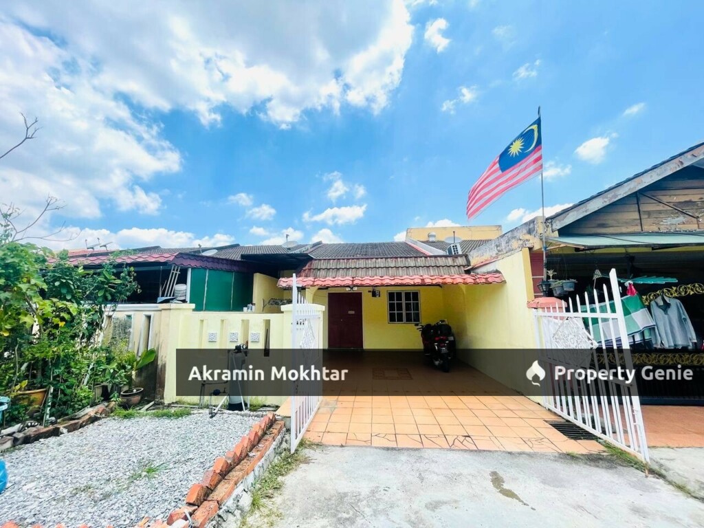 Fully furnished + Single storey terrace / Rumah teres satu tingkat Taman kinrara 5