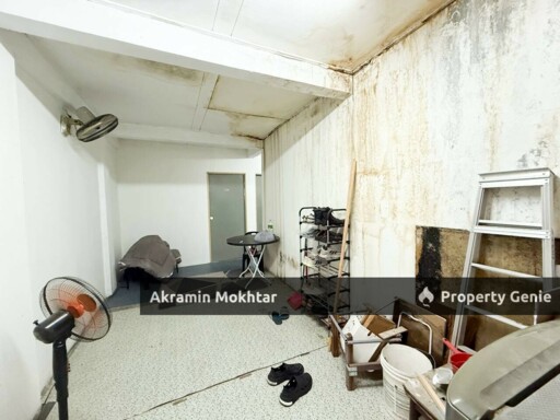 Walking Distance To Schools & LRT | Pangsapuri PKNS Blok 51, Seksyen 7 Shah Alam 