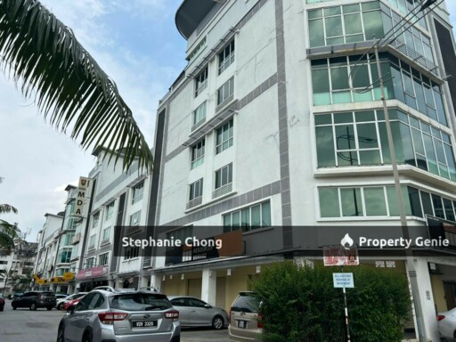 🚀 Corner 6-Storey Shop Office w/ Lift @ Parklane Kelana Jaya