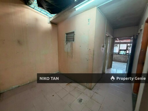 Jalan Usaha 1Sty Original Unit Taman Abad For Sale
