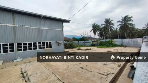(TURUN HARGA & JUAL HARGA RUGI) TANAH 2 LOT DAN WAREHOUSE TEPI JALAN PANTAI KG SURA TENGAH DUNGUN, TERENGGANU