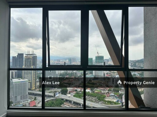 Scarletz Suite KLCC with Sky Infinity pool and High Rental Return