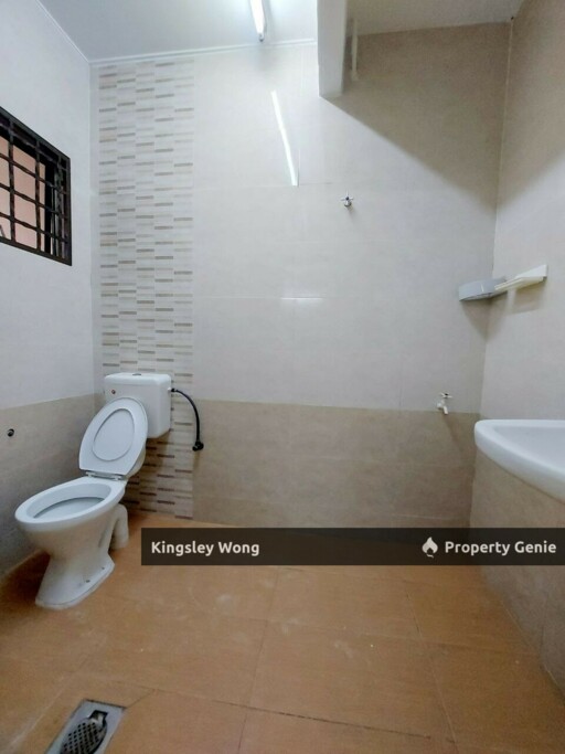 Taman Song Choon Double Storey Terrace House Partial Furnished Move in Condition Near Gunung Rapat