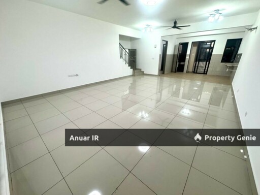 2-Storey The Strata TownHouse Bandar Puteri Bangi [Bandar Seri Putera]