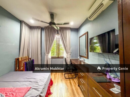 Freehold & Fully Renovated | 3 Storey Bungalow Putra Residence @ Bukit Rahman Putra, Sg Buloh