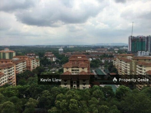 Kipark Apartment Tampoi