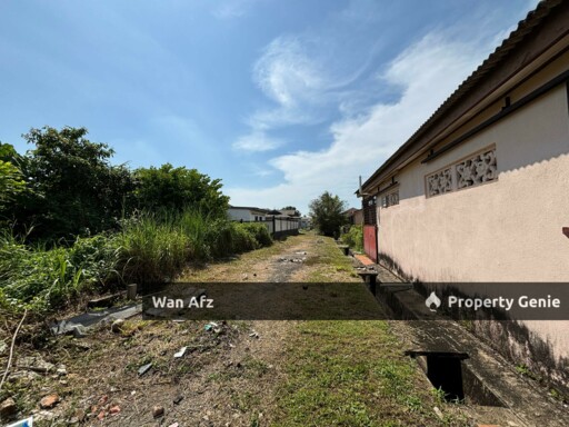 Two-Storey Terrace House | Taman Desa Hj Idris, Kg Alor Tempoyak