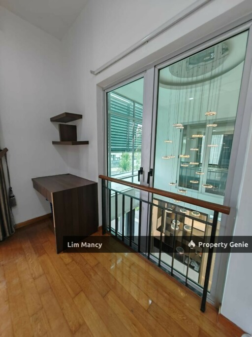 Taman Sutera Utama @Jalan Sutera Pulai Two and Half Storey Terrace Corner House with Fully Renovation
