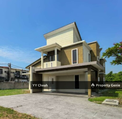 Ipoh Double Storey Unoccupied Bungalow For Sale 10k sq ft