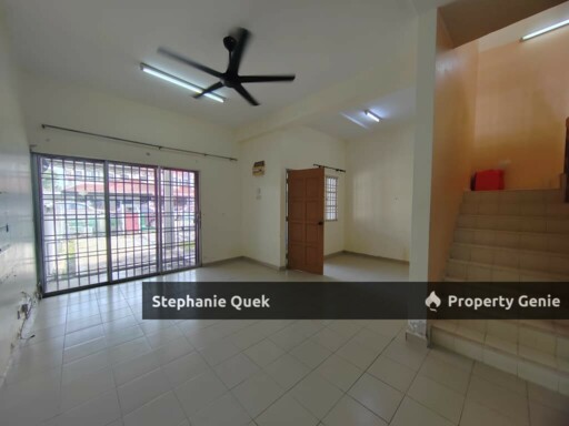 Bandar Puteri Klang 2 Tingkat End Lot Rumah Terrance Untuk Di Sewa/Jual