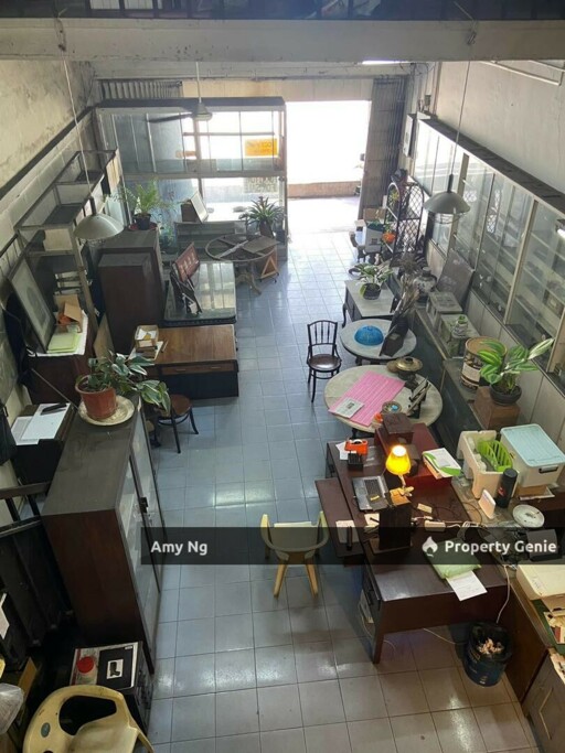 FreeHold‼️Facing Main Road Double Shoplot For Sale
