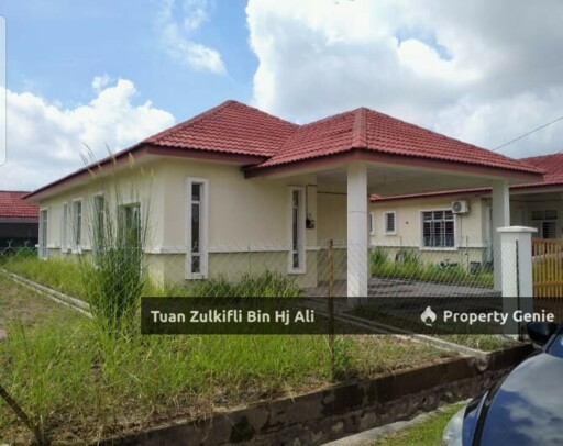 Banglo 1 Tingkat, Bandar Tasik Senangin, Negeri Sembilan.