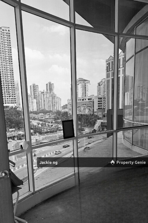 Oval Damansara
