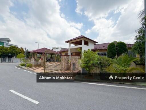 1.5 Storey Bungalow @ Jalan Pekaka Seksyen 8 Kota Damansara