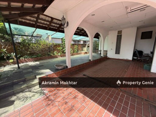 Freehold & Open Lot | Bungalow 2 Storey Kampung Tunku, Petaling Jaya.