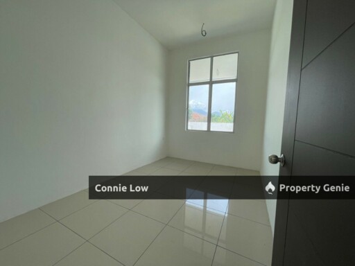 Full Loan ! Corner Single Storey SemiD Guarded Below Market Value!!!