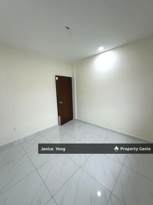Setia Indah Flat