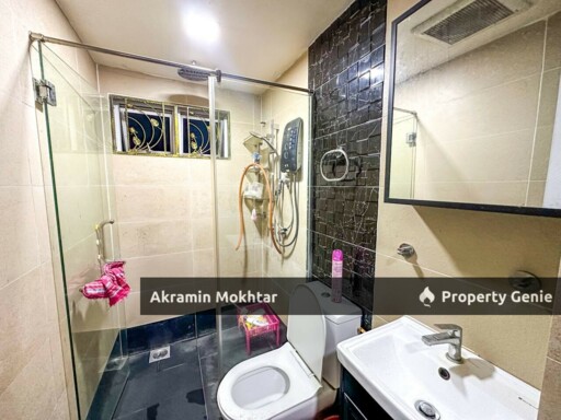 Freehold & Fully Renovated | 2 Storey Semi D House Jln Suasana Bandar Tun Hussein Onn