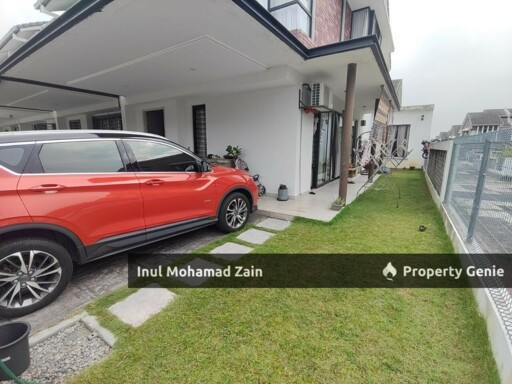 [Extra Land + Renovated] End Lot Double Storey Terrace, Elmina 2 Elmina West Shah Alam