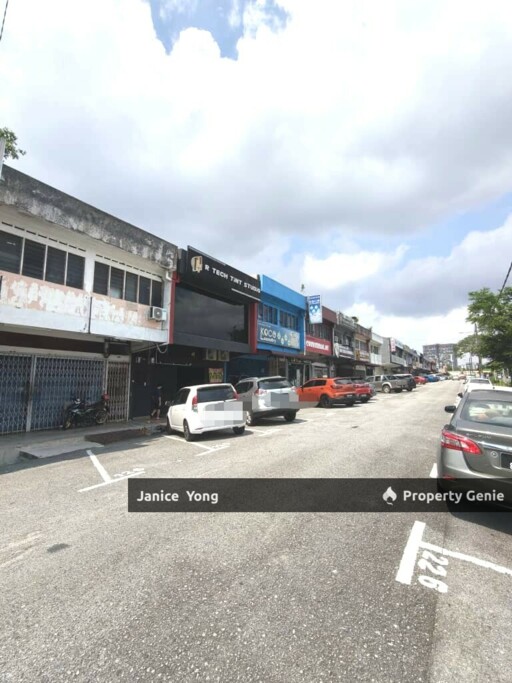Taman Johor Jaya Jalan Bakawali