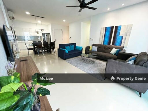 Pavilion Hilltop @ Mont Kiara- Level 21 with balcony-Sale below bank value Rm250k