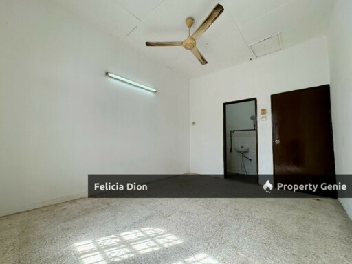 Taman Merdeka Single Storey Corner House with Extra Land For Sale 🏠