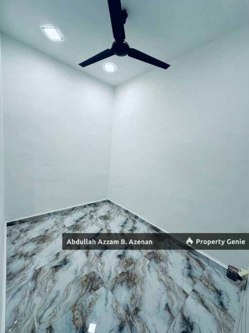 RENOVATED NON BUMI LOT TAMAN LOBAK INDAH