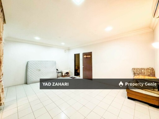 Nusa Subang, Subang | 2-Storey Terrace 4 Bedrooms | RM750K - Endlot, Kitchen Extended & Renovated