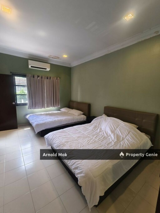 2 storey Bungalow House at Jalan Dapat Kampung Bahru, Johor Bahru for Rent