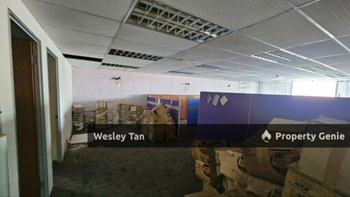 Melaka Raya 3 Commercial Adjoining Shops 66x70 Main Road with Parking