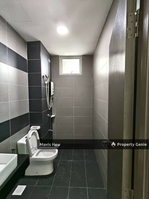 For Rent M Condominium @Larkin /Jb Town /Ciq, Newly Painted